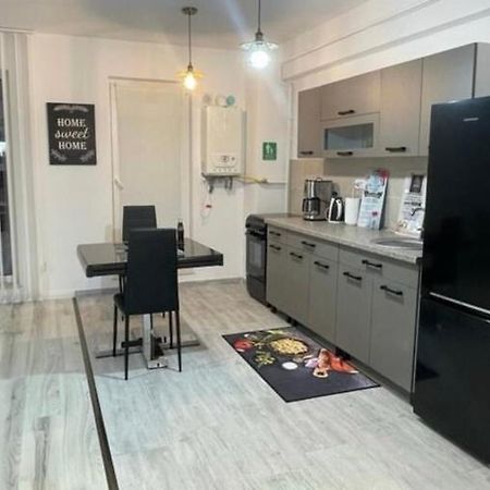 Apartament Intr-O Zona Rezidentiala Linistita ياش المظهر الخارجي الصورة